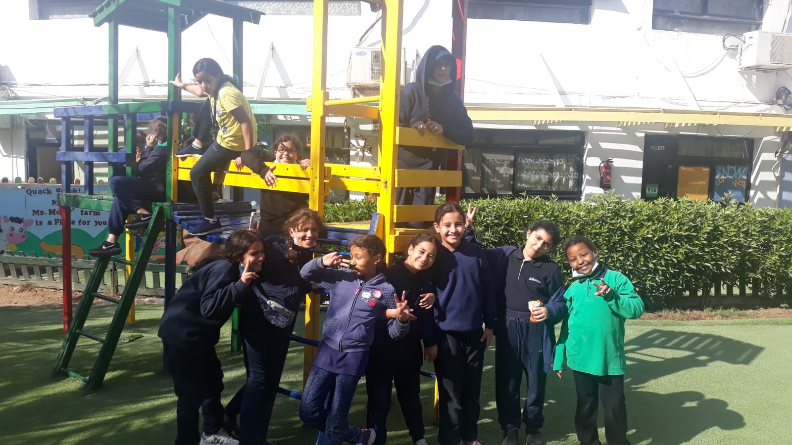 Al Bashaer International School - Playground