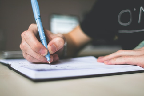 دليلك لفهم الجمل والعبارات والفقرات وشظايا الجمل بالإنجليزية