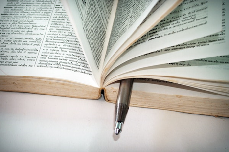 دليلك لفهم الجمل والعبارات والفقرات وشظايا الجمل بالإنجليزية